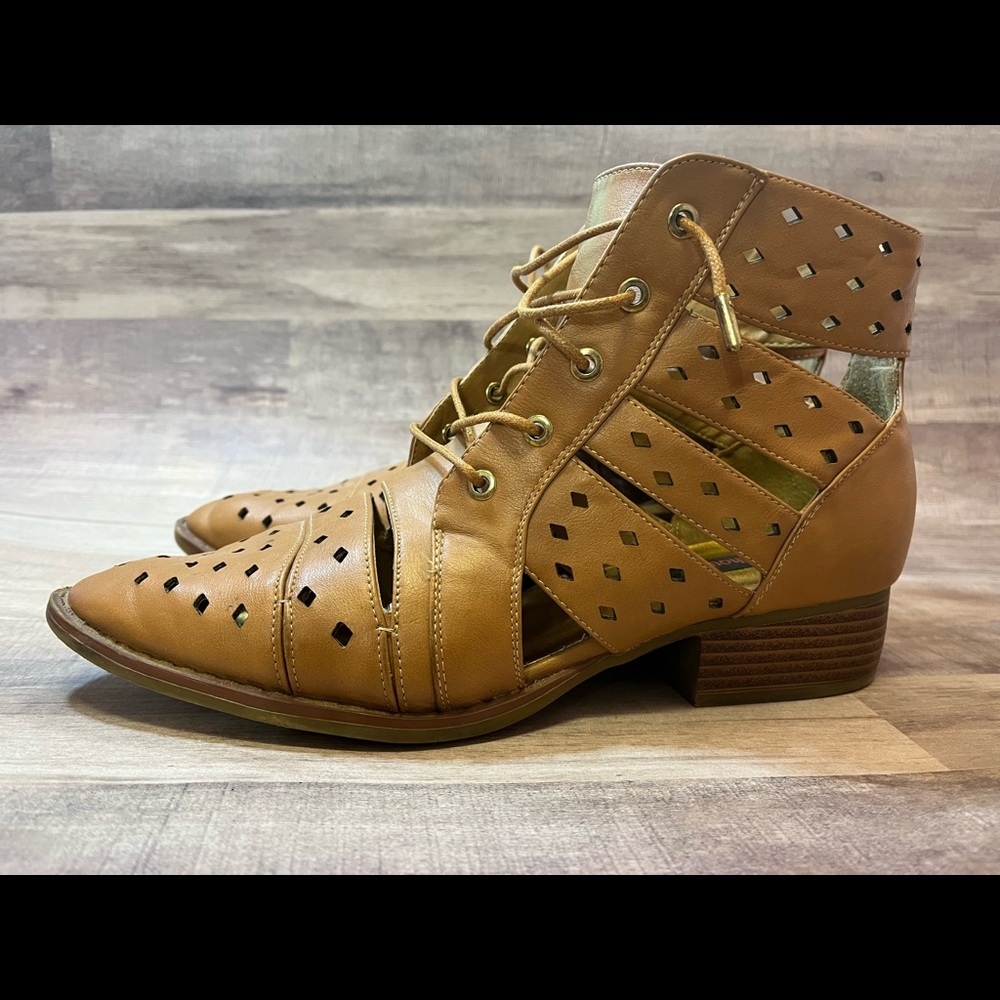 Dollhouse Booties